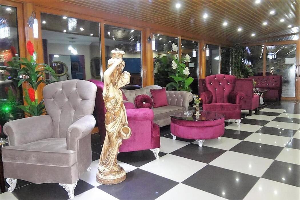 Linda Butik Otel Guemuelduer Izmir Exterior photo